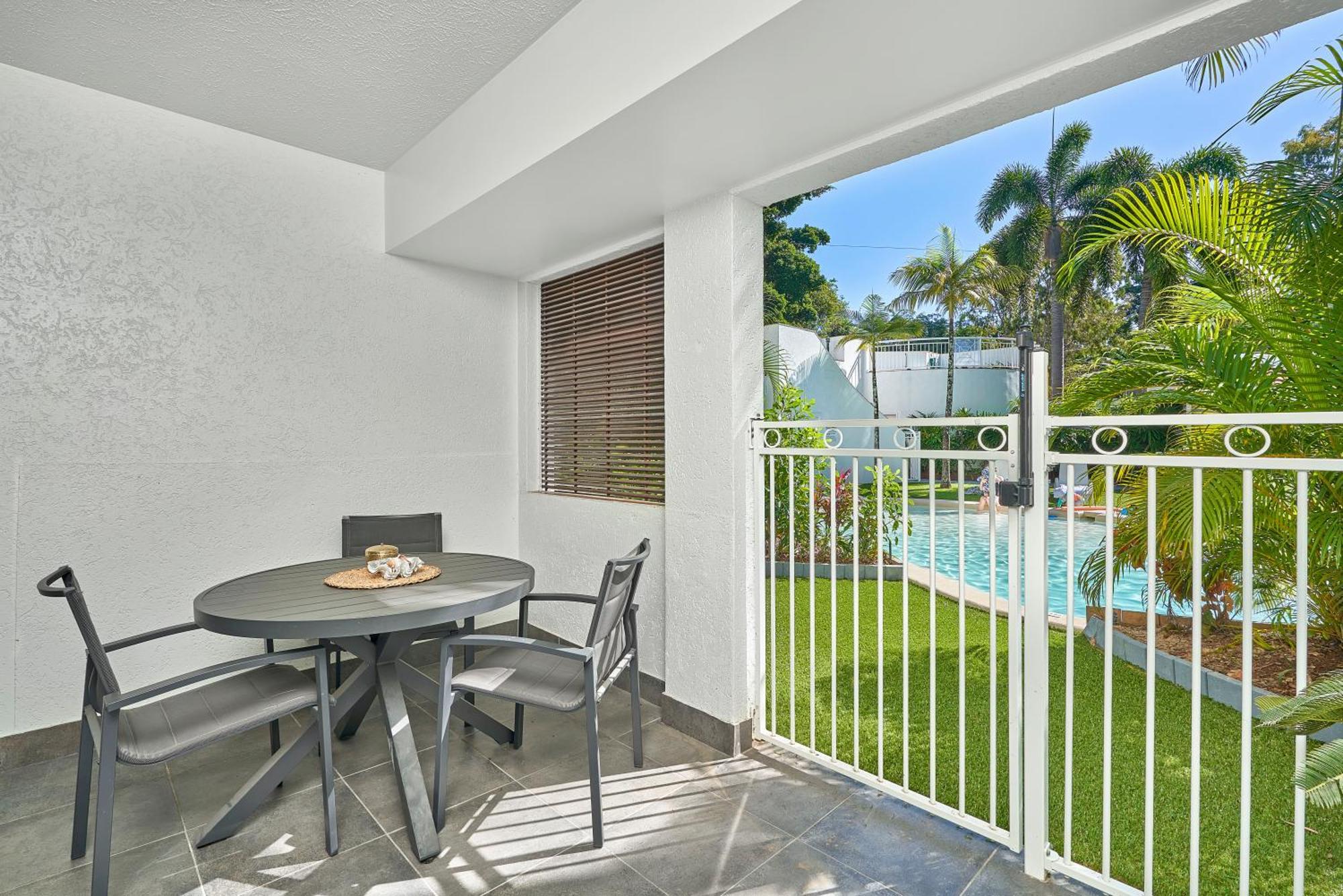 Alassio Apartments With Direct Pool Access ปาล์มโคฟ ห้อง รูปภาพ
