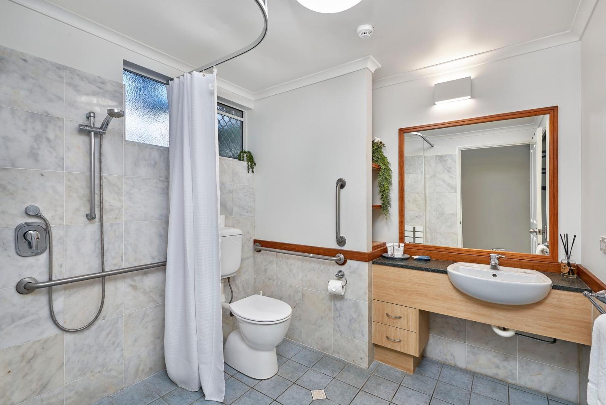 Alassio Apartments With Direct Pool Access ปาล์มโคฟ ห้อง รูปภาพ